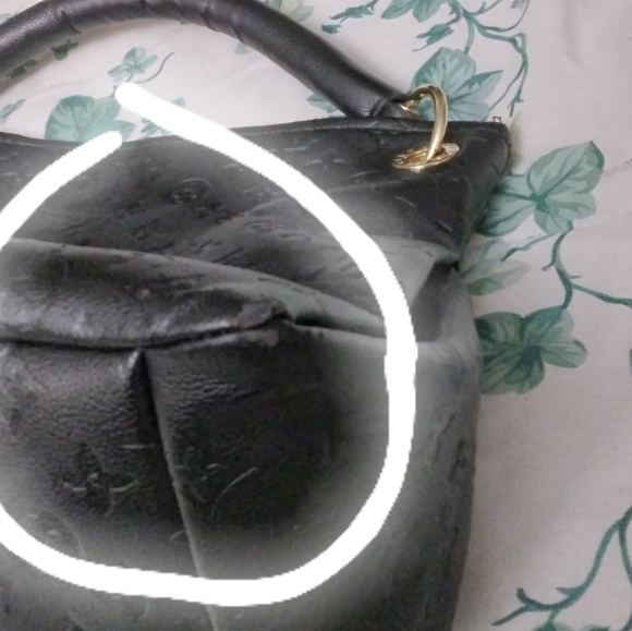 ARSTY GM~ holding item . Do not buy.. - Picture 12 of 14